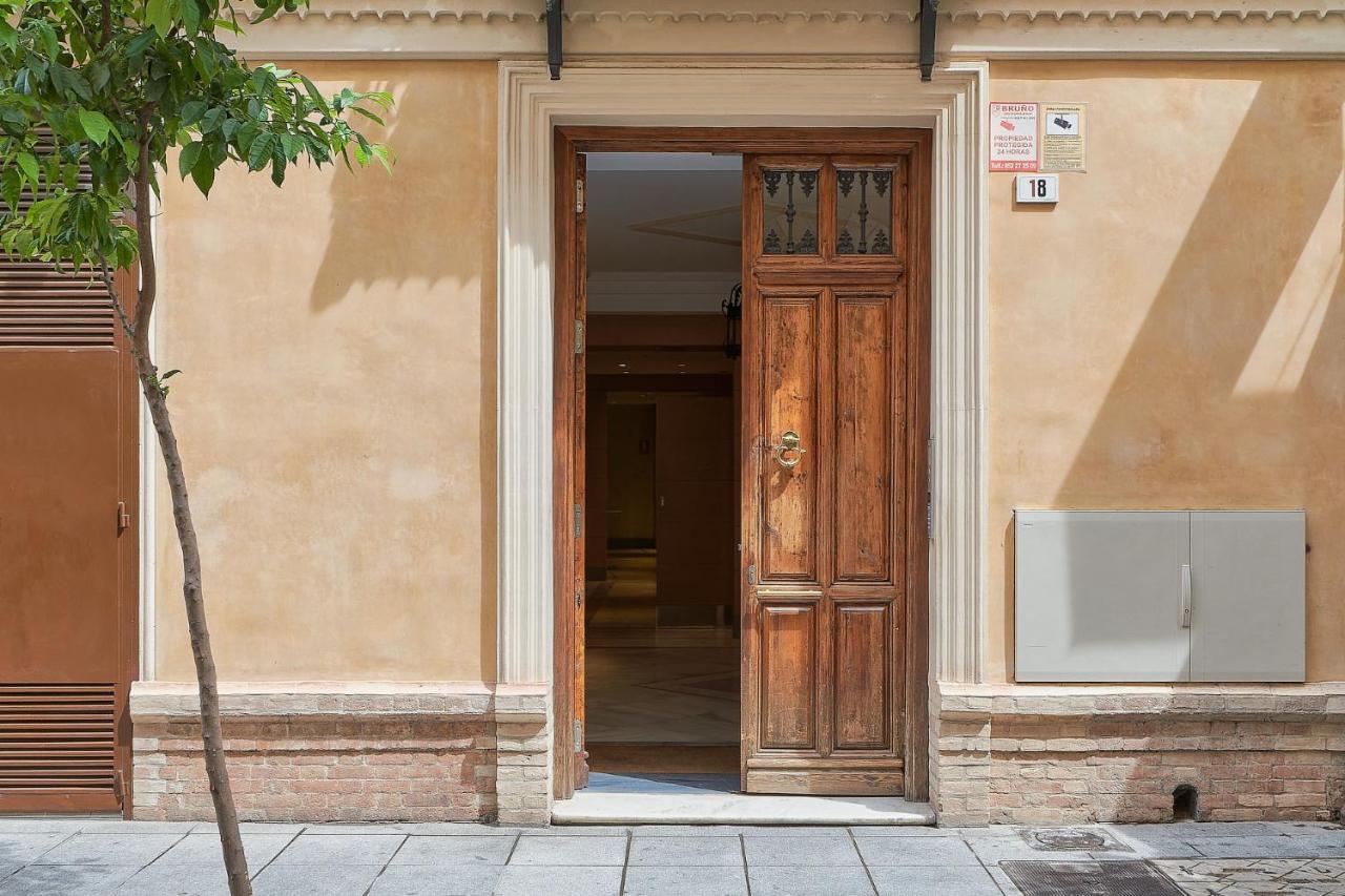 Sebastian Souviron Suites In Malaga By Solaga Holiday Homes Exterior foto
